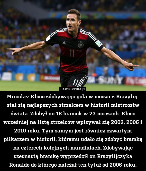 Miroslav Klose zdobywając gola