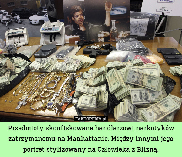 Przedmioty skonfiskowane handlarzowi narkotyków zatrzymanemu na Manhattanie.