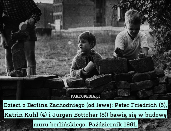 Dzieci z Berlina Zachodniego (od lewej: Peter Friedrich (5), Katrin Kuhl