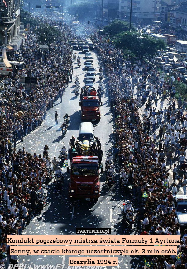 Kondukt pogrzebowy mistrza świata Formuły 1 Ayrtona Senny, w czasie którego