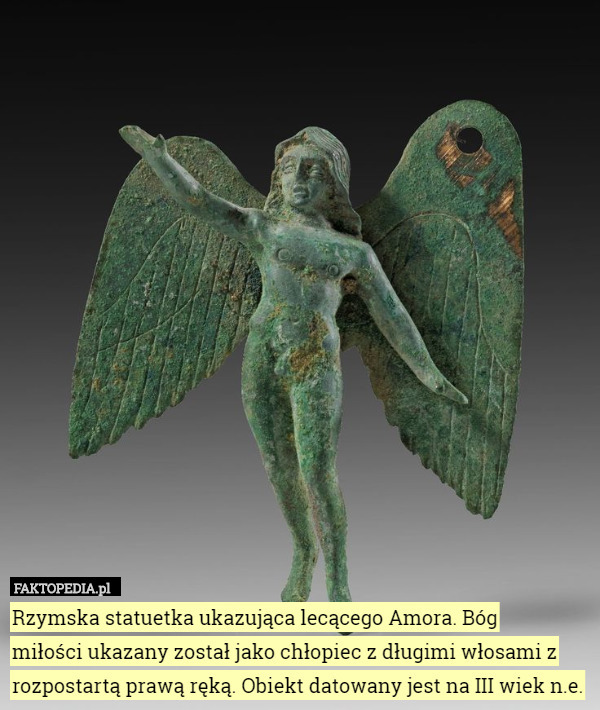 Rzymska statuetka ukazująca lecącego Amora. Bóg miłości ukazany został jako