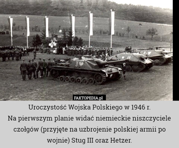 Uroczystość Wojska Polskiego w 1946 r.Na pierwszym planie widać niemieckie