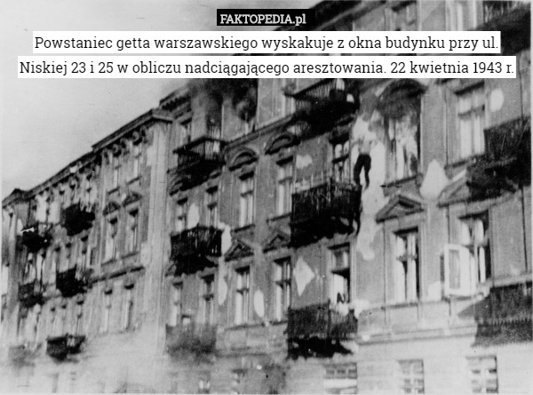 Powstaniec getta warszawskiego wyskakuje z okna budynku przy ul. Niskiej