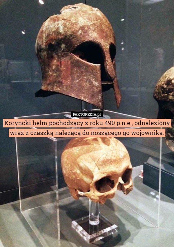 Koryncki hełm pochodzący z roku 490 p.n.e., odnaleziony wraz...