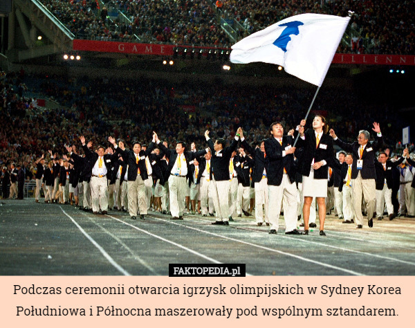 Podczas ceremonii otwarcia igrzysk olimpijskich w Sydney Korea Południowa...