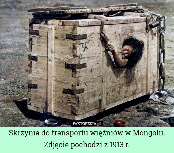 Skrzynia do transportu więźniów w Mongolii. Zdjęcie...