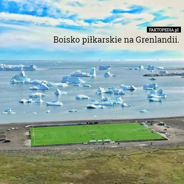 Boisko piłkarskie na Grenlandii.