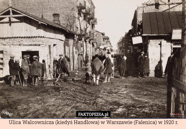 Ulica Walcownicza (kiedyś Handlowa) w Warszawie (Falenica) w 1920 r.