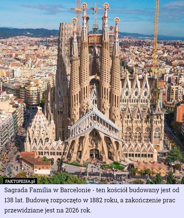 Sagrada Família w Barcelonie - ten kościół budowany jest od 138 lat. Budowę...