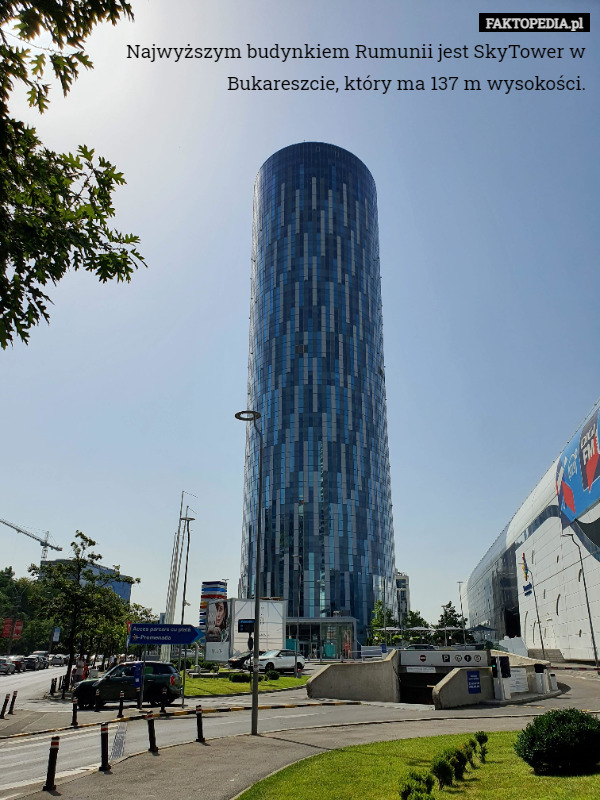 Najwyższym budynkiem Rumunii jest SkyTower w Bukareszcie, który ma...