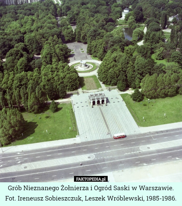 Grób Nieznanego Żołnierza i Ogród Saski w Warszawie.Fot. Ireneusz Sobieszczuk...